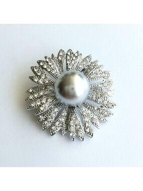 Vintage Silver crystal grey pearl carnation flower brooch pin